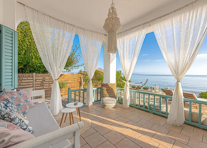 Villa Anemos House, By Zantewize